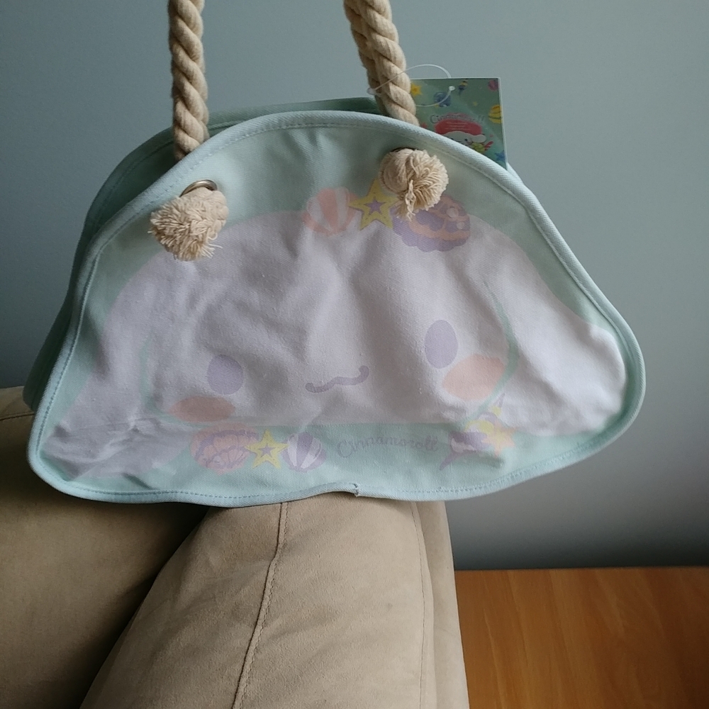 Cinnamoroll beach-themed tote bag